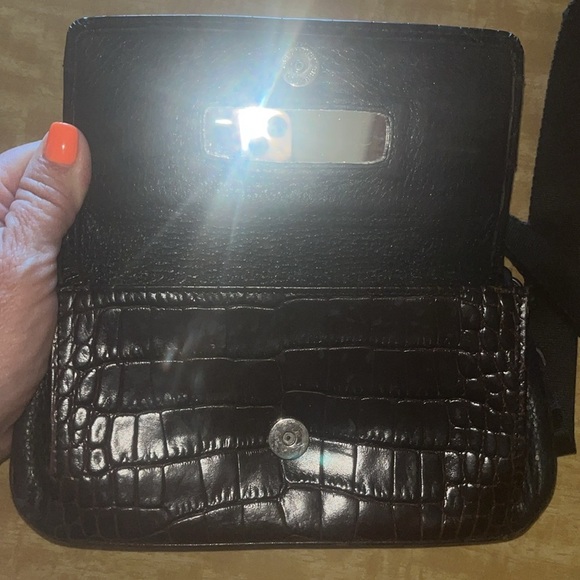 Brighton Black & Brown leather faux Crocodile texture Embossed Crossbody Bag - Picture 8 of 13